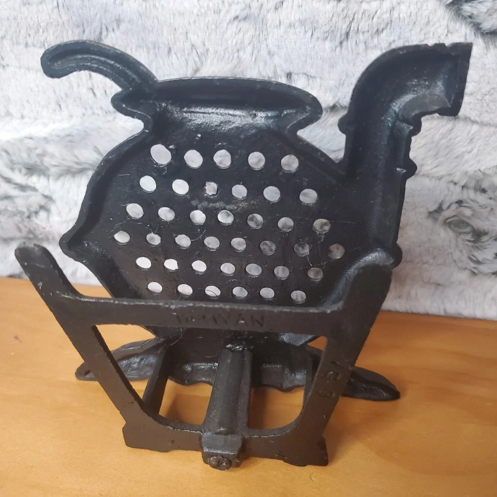 Vintage Used Taiwan VG Cast Iron Metal Black Tea Kettle‎ Stovetop Napkin Holder